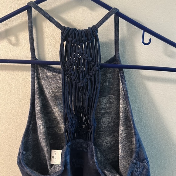 Crop top tank top - Picture 3 of 5